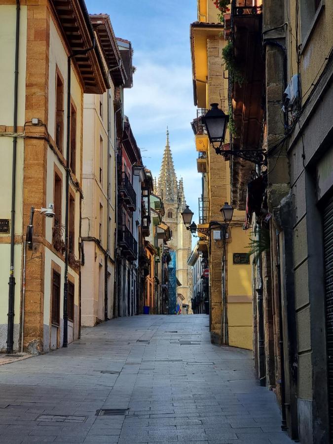 A 2 Min De La Catedral Apartment Oviedo Luaran gambar