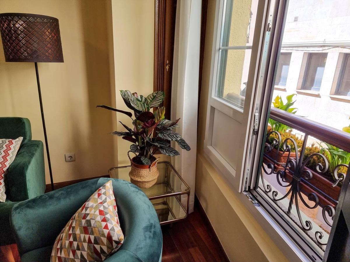 A 2 Min De La Catedral Apartment Oviedo Luaran gambar